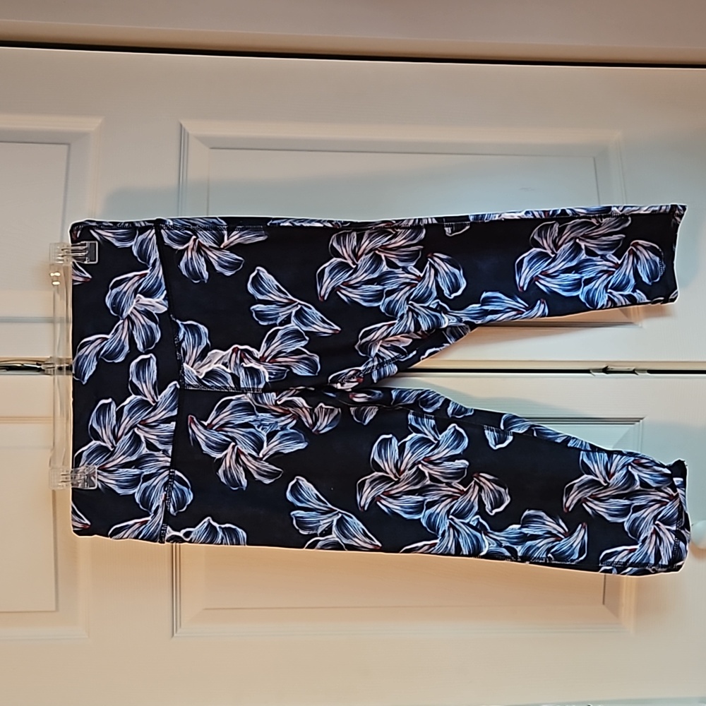 C9 floral legging